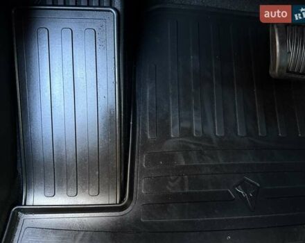 Белый Киа Niro, объемом двигателя 0 л и пробегом 94 тыс. км за 21900 $, фото 81 на Automoto.ua