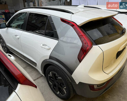 Белый Киа Niro, объемом двигателя 0 л и пробегом 26 тыс. км за 26500 $, фото 4 на Automoto.ua