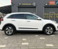Білий Кіа Niro, об'ємом двигуна 0 л та пробігом 30 тис. км за 24700 $, фото 11 на Automoto.ua