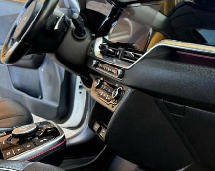 Белый Киа Niro, объемом двигателя 0 л и пробегом 94 тыс. км за 21900 $, фото 73 на Automoto.ua