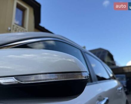 Белый Киа Niro, объемом двигателя 0 л и пробегом 94 тыс. км за 21900 $, фото 30 на Automoto.ua