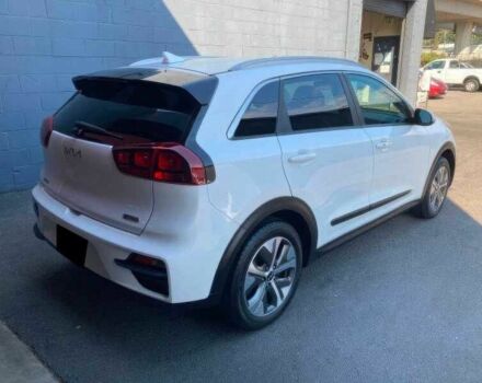 Кіа Niro 2022 у Кропивницькому (Кіровограді) на Automoto.ua Білий Кіа Niro, об'ємом двигуна 0 л та пробігом 45 тис. км за 14000 $, фото 4 на Automoto.ua