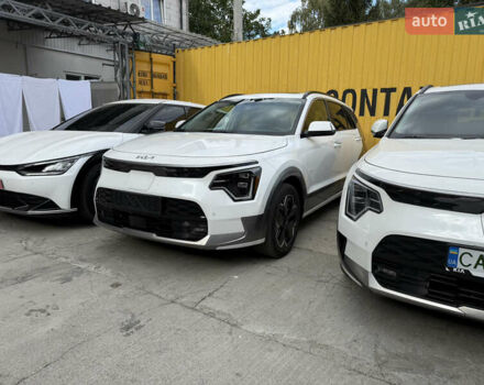 Белый Киа Niro, объемом двигателя 0 л и пробегом 26 тыс. км за 26500 $, фото 1 на Automoto.ua