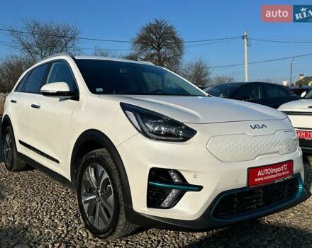 Білий Кіа Niro, об'ємом двигуна 0 л та пробігом 59 тис. км за 24900 $, фото 25 на Automoto.ua