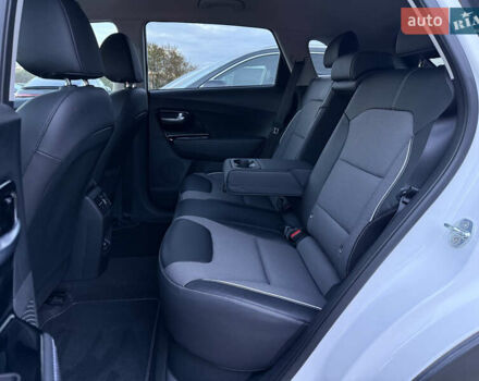Белый Киа Niro, объемом двигателя 0 л и пробегом 44 тыс. км за 24900 $, фото 90 на Automoto.ua