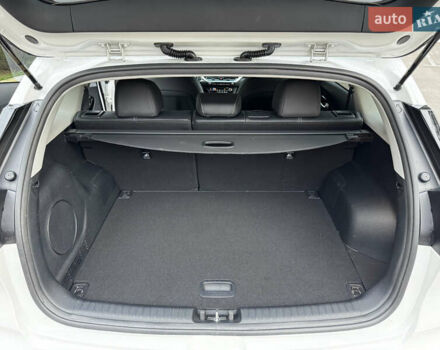 Белый Киа Niro, объемом двигателя 0 л и пробегом 57 тыс. км за 23868 $, фото 76 на Automoto.ua