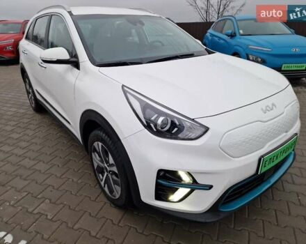 Білий Кіа Niro, об'ємом двигуна 0 л та пробігом 107 тис. км за 20600 $, фото 5 на Automoto.ua