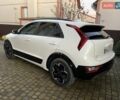 Білий Кіа Niro, об'ємом двигуна 0 л та пробігом 90 тис. км за 25300 $, фото 5 на Automoto.ua