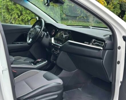 Белый Киа Niro, объемом двигателя 0 л и пробегом 15 тыс. км за 9600 $, фото 8 на Automoto.ua