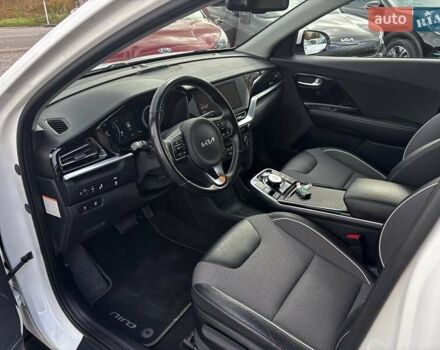 Белый Киа Niro, объемом двигателя 0 л и пробегом 58 тыс. км за 24300 $, фото 30 на Automoto.ua