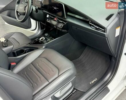 Белый Киа Niro, объемом двигателя 0 л и пробегом 44 тыс. км за 29759 $, фото 24 на Automoto.ua