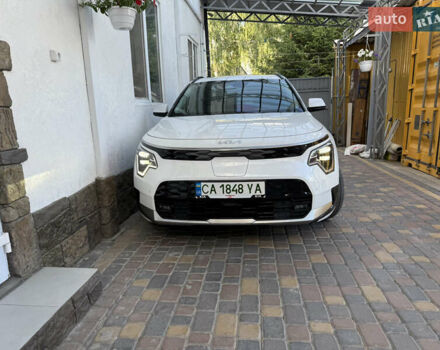 Киа Niro 2023 в Умани на Automoto.ua Белый Киа Niro, объемом двигателя 0 л и пробегом 83 тыс. км за 24600 $, фото 65 на Automoto.ua