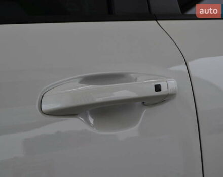 Белый Киа Niro, объемом двигателя 0 л и пробегом 33 тыс. км за 27999 $, фото 19 на Automoto.ua