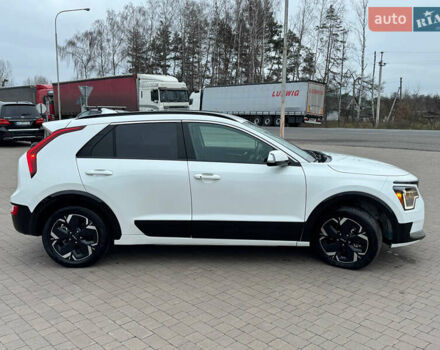 Білий Кіа Niro, об'ємом двигуна 0 л та пробігом 49 тис. км за 21500 $, фото 16 на Automoto.ua