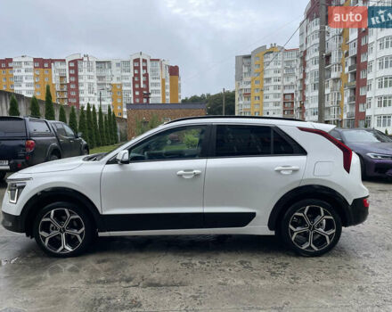 Білий Кіа Niro, об'ємом двигуна 1.6 л та пробігом 15 тис. км за 25900 $, фото 5 на Automoto.ua