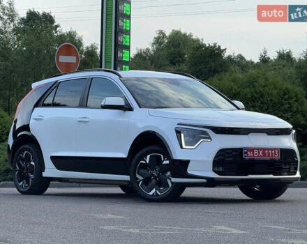 Киа Niro 2023 в Дрогобыче на Automoto.ua Белый Киа Niro, объемом двигателя 0 л и пробегом 57 тыс. км за 23850 $, фото 3 на Automoto.ua