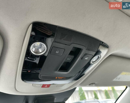 Білий Кіа Niro, об'ємом двигуна 1.6 л та пробігом 15 тис. км за 25900 $, фото 24 на Automoto.ua