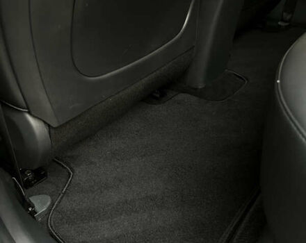 Белый Киа Niro, объемом двигателя 0 л и пробегом 120 тыс. км за 20000 $, фото 22 на Automoto.ua