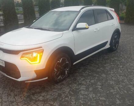 Білий Кіа Niro, об'ємом двигуна 0 л та пробігом 31 тис. км за 23500 $, фото 5 на Automoto.ua