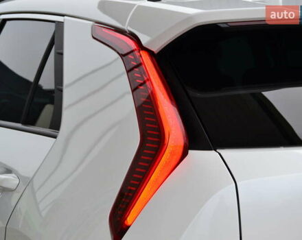 Белый Киа Niro, объемом двигателя 0 л и пробегом 33 тыс. км за 27999 $, фото 27 на Automoto.ua