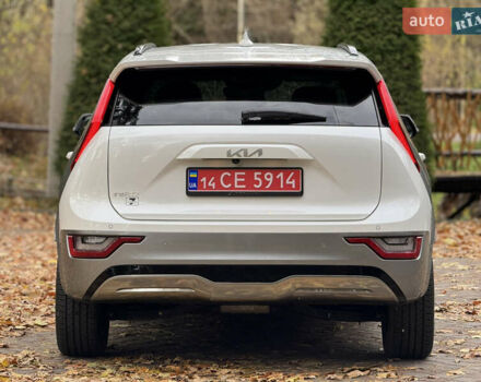 Білий Кіа Niro, об'ємом двигуна 0 л та пробігом 85 тис. км за 26899 $, фото 77 на Automoto.ua