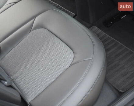 Белый Киа Niro, объемом двигателя 0 л и пробегом 33 тыс. км за 27999 $, фото 100 на Automoto.ua