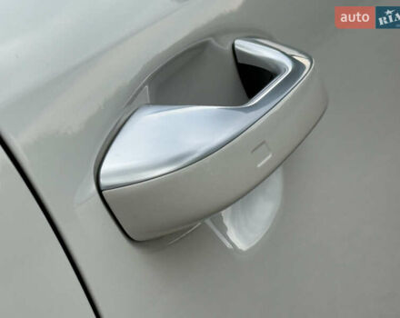 Киа Niro 2023 в Дрогобыче на Automoto.ua Белый Киа Niro, объемом двигателя 0 л и пробегом 57 тыс. км за 23850 $, фото 31 на Automoto.ua