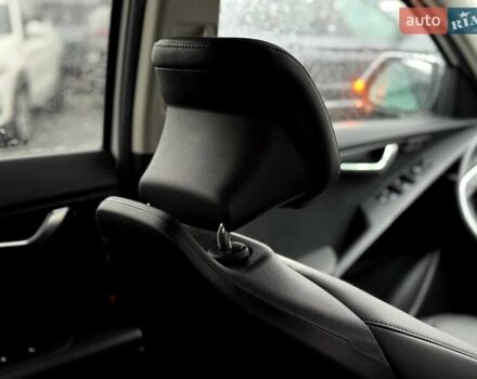 Белый Киа Niro, объемом двигателя 0 л и пробегом 48 тыс. км за 25400 $, фото 67 на Automoto.ua