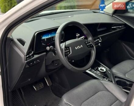 Белый Киа Niro, объемом двигателя 0 л и пробегом 48 тыс. км за 25400 $, фото 34 на Automoto.ua