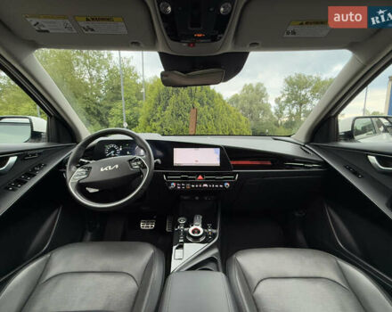 Киа Niro 2023 в Дрогобыче на Automoto.ua Белый Киа Niro, объемом двигателя 0 л и пробегом 57 тыс. км за 23850 $, фото 105 на Automoto.ua