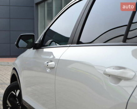 Белый Киа Niro, объемом двигателя 0 л и пробегом 33 тыс. км за 27999 $, фото 49 на Automoto.ua