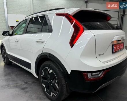 Белый Киа Niro, объемом двигателя 0 л и пробегом 44 тыс. км за 29759 $, фото 3 на Automoto.ua