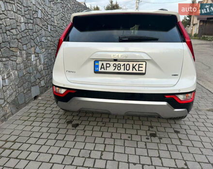 Белый Киа Niro, объемом двигателя 1.6 л и пробегом 17 тыс. км за 26000 $, фото 1 на Automoto.ua