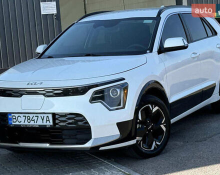 Білий Кіа Niro, об'ємом двигуна 0 л та пробігом 27 тис. км за 18700 $, фото 7 на Automoto.ua