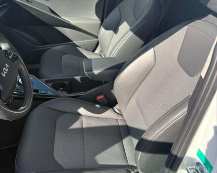Белый Киа Niro, объемом двигателя 0 л и пробегом 28 тыс. км за 20499 $, фото 16 на Automoto.ua