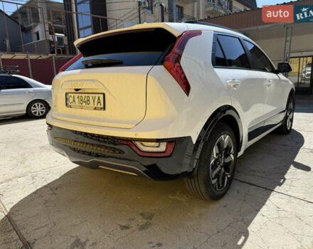 Белый Киа Niro, объемом двигателя 0 л и пробегом 81 тыс. км за 24900 $, фото 3 на Automoto.ua