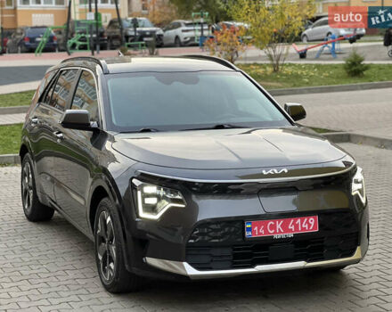 Белый Киа Niro, объемом двигателя 0 л и пробегом 120 тыс. км за 20000 $, фото 2 на Automoto.ua