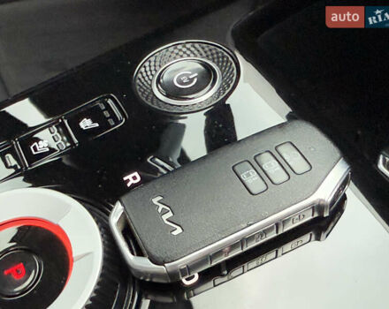 Киа Niro 2023 в Дрогобыче на Automoto.ua Белый Киа Niro, объемом двигателя 0 л и пробегом 57 тыс. км за 23850 $, фото 82 на Automoto.ua