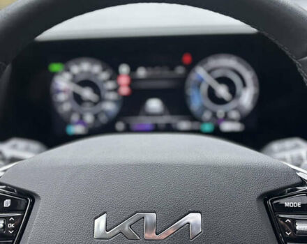 Киа Niro 2023 в Черкассах на Automoto.ua Белый Киа Niro, объемом двигателя 0 л и пробегом 81 тыс. км за 27400 $, фото 22 на Automoto.ua