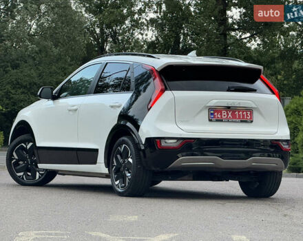 Киа Niro 2023 в Дрогобыче на Automoto.ua Белый Киа Niro, объемом двигателя 0 л и пробегом 57 тыс. км за 23850 $, фото 35 на Automoto.ua