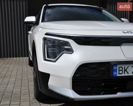 Білий Кіа Niro, об'ємом двигуна 0 л та пробігом 4 тис. км за 24500 $, фото 2 на Automoto.ua
