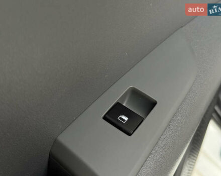 Білий Кіа Niro, об'ємом двигуна 0 л та пробігом 85 тис. км за 26899 $, фото 160 на Automoto.ua