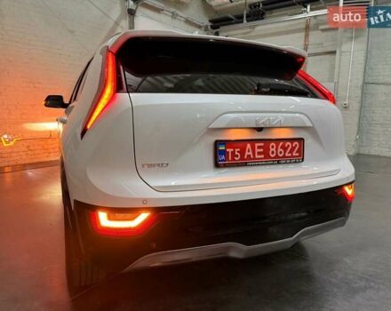 Белый Киа Niro, объемом двигателя 0 л и пробегом 44 тыс. км за 29759 $, фото 4 на Automoto.ua