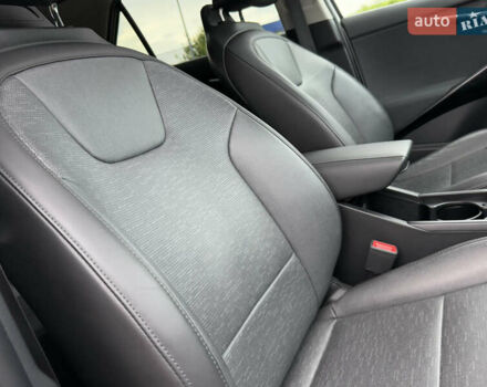 Киа Niro 2023 в Дрогобыче на Automoto.ua Белый Киа Niro, объемом двигателя 0 л и пробегом 57 тыс. км за 23850 $, фото 78 на Automoto.ua