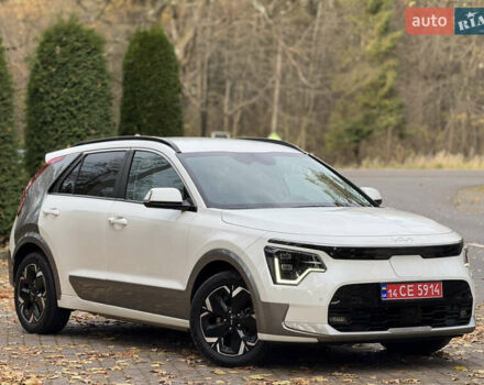 Білий Кіа Niro, об'ємом двигуна 0 л та пробігом 85 тис. км за 26899 $, фото 30 на Automoto.ua