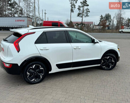 Білий Кіа Niro, об'ємом двигуна 0 л та пробігом 49 тис. км за 21500 $, фото 17 на Automoto.ua