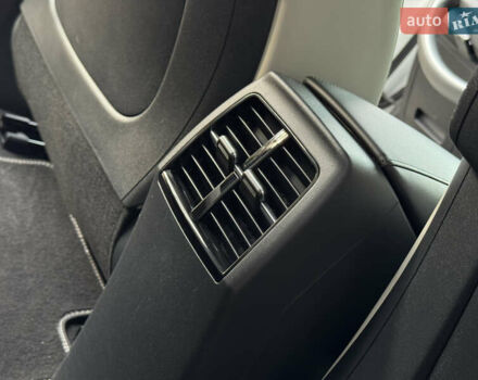 Білий Кіа Niro, об'ємом двигуна 0 л та пробігом 85 тис. км за 26899 $, фото 179 на Automoto.ua