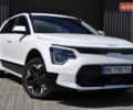 Білий Кіа Niro, об'ємом двигуна 0 л та пробігом 4 тис. км за 24500 $, фото 4 на Automoto.ua