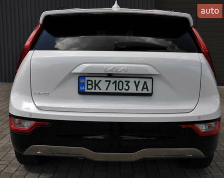 Білий Кіа Niro, об'ємом двигуна 0 л та пробігом 4 тис. км за 24500 $, фото 8 на Automoto.ua