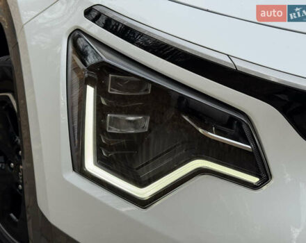 Білий Кіа Niro, об'ємом двигуна 0 л та пробігом 85 тис. км за 26899 $, фото 39 на Automoto.ua